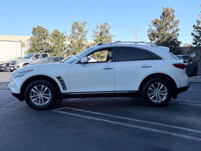 2013 Infiniti FX37