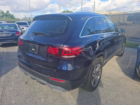 2021 Mercedes-Benz GLC GLC 300
