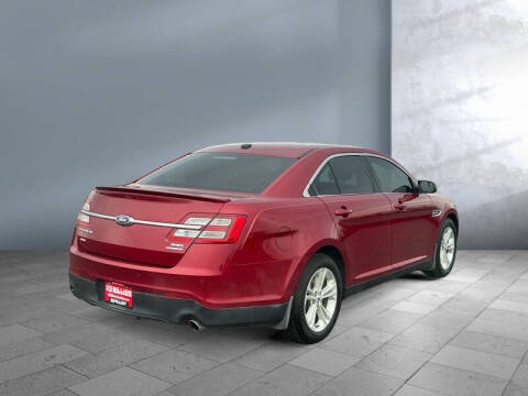 2015 Ford Taurus SEL