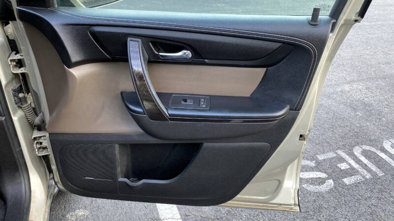 2013 GMC Acadia SLT-1