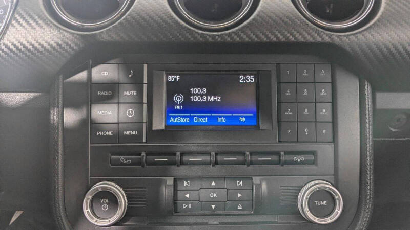 2015 Ford Mustang V6