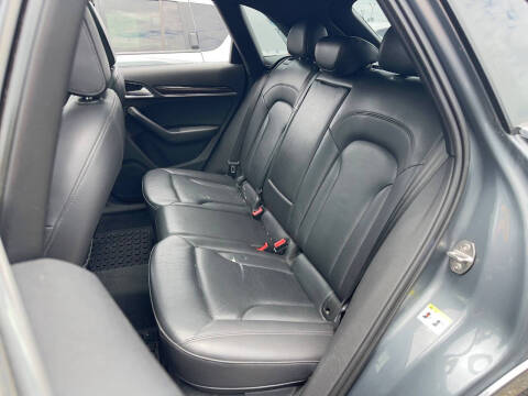 2016 Audi Q3 2.0T quattro Premium Plus