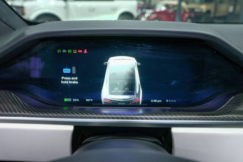 2022 Tesla Model X Plaid