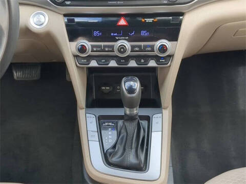 2020 Hyundai Elantra