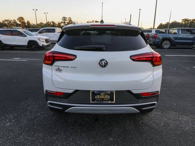 2022 Buick Encore GX Select