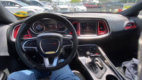 2015 Dodge Challenger SXT Plus