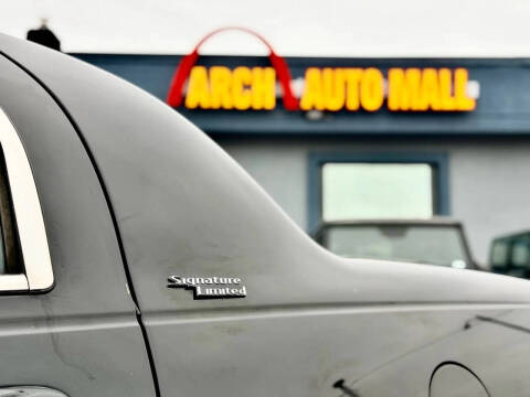 2008 Lincoln Town Car Signature Limited