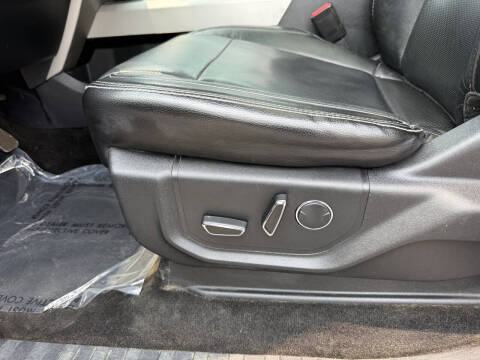 2017 Ford F-350 Super Duty Lariat