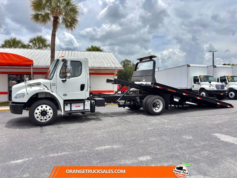 2018 Freightliner M2 106