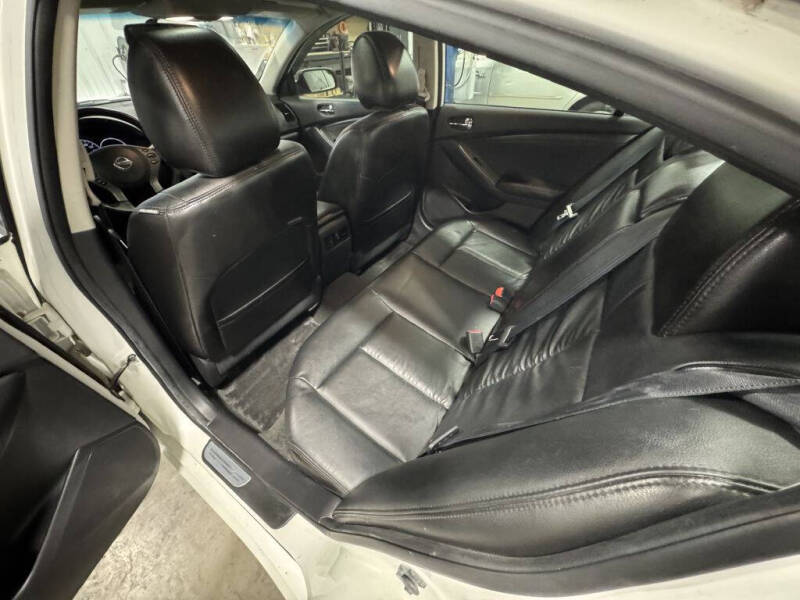 2012 Nissan Altima 3.5 SR