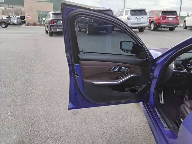 2022 BMW 3 Series 330i