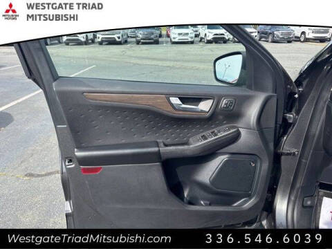 2020 Ford Escape Titanium