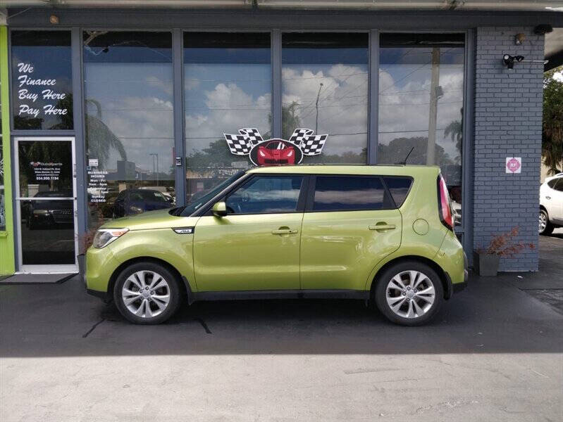 2015 Kia Soul +