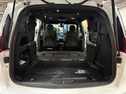 2019 Chrysler Pacifica Touring Plus