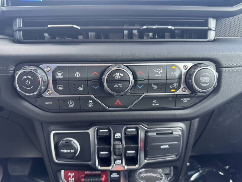 2025 Jeep Gladiator Mojave