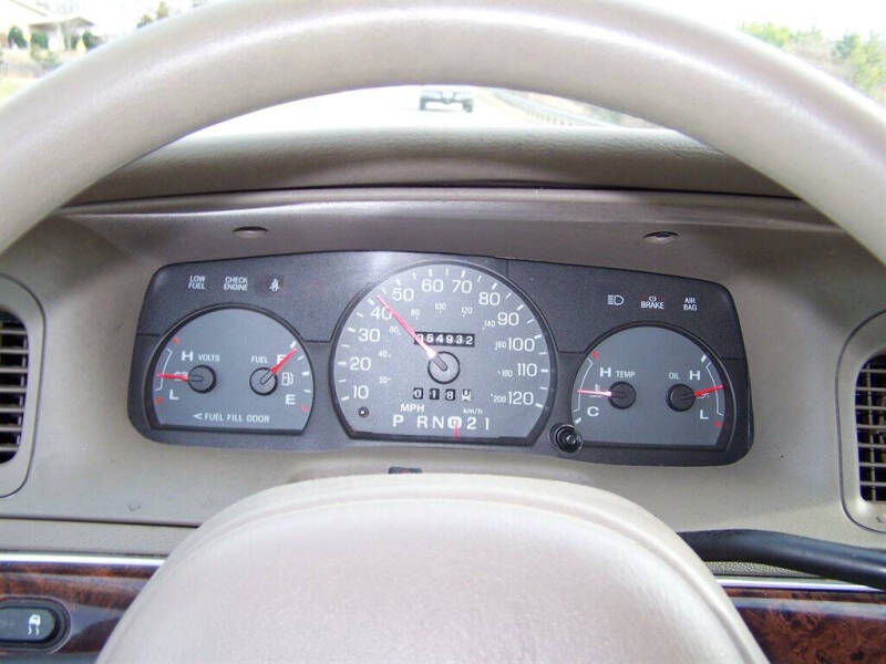 2004 Mercury Grand Marquis GS