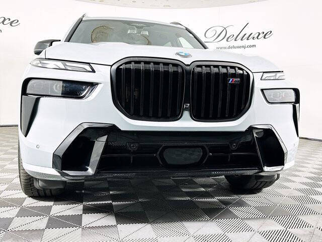 2024 BMW X7 M60i