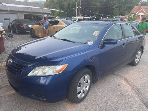 2009 Toyota Camry for sale at Trocci's Auto Sales in West Pittsburg PA