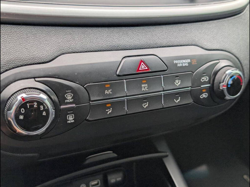 2020 Kia Sorento LX V6
