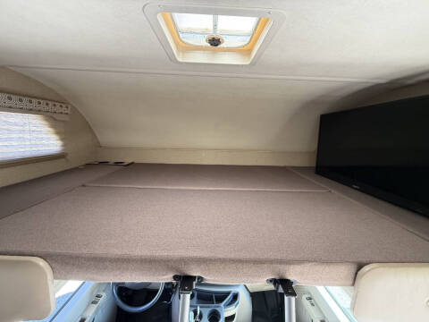 2019 Ford FOUR WINDS THOR 22E