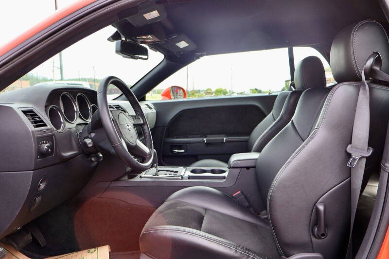 2008 Dodge Challenger SRT8