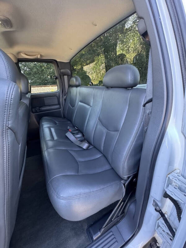 2003 Chevrolet Silverado 1500 LS