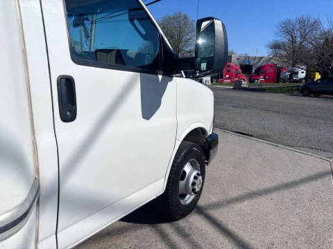 2016 Chevrolet Express 3500