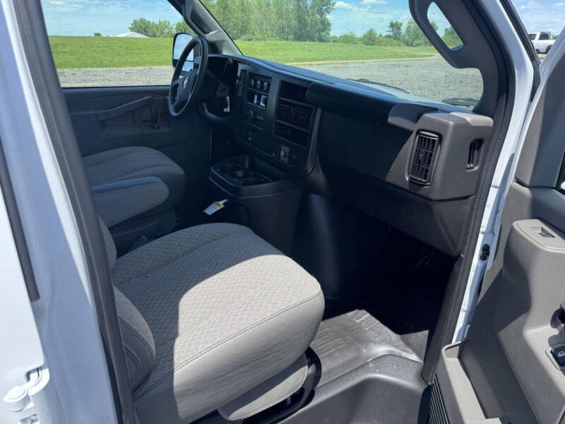 2026 Chevrolet Express 3500