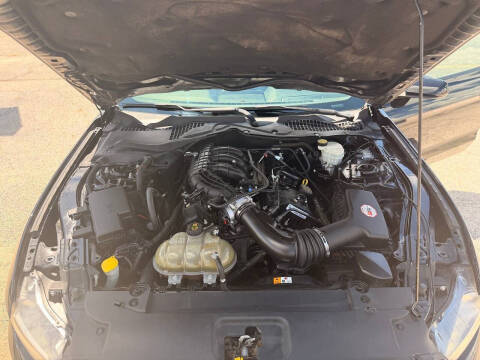 2016 Ford Mustang V6