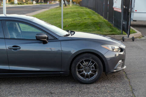 2016 Mazda MAZDA3 i Sport