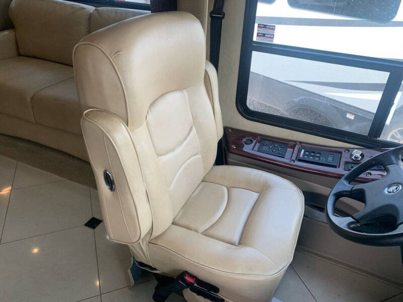 2013 Freightliner MH Chassis