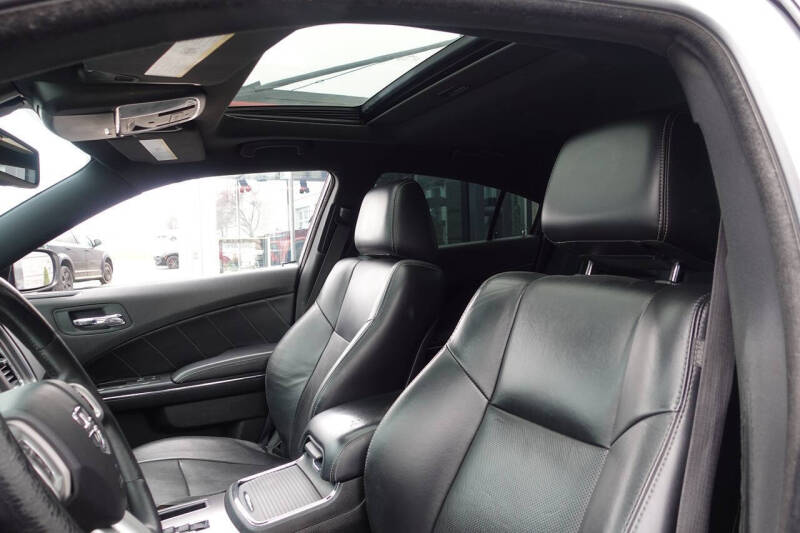 2014 Dodge Charger R/T Plus