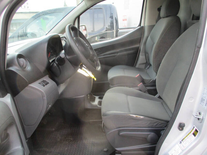 2015 Nissan NV200 SV