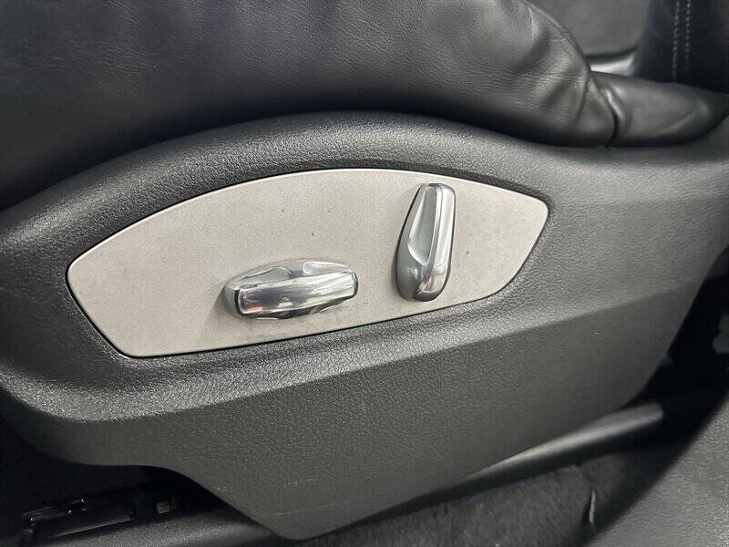 2013 Porsche Cayenne GTS