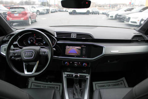 2022 Audi Q3 quattro S line Premium 45 TFSI