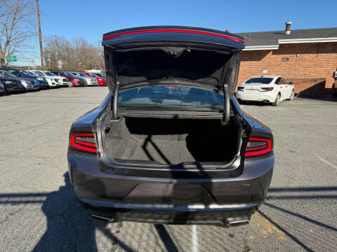 2015 Dodge Charger SE