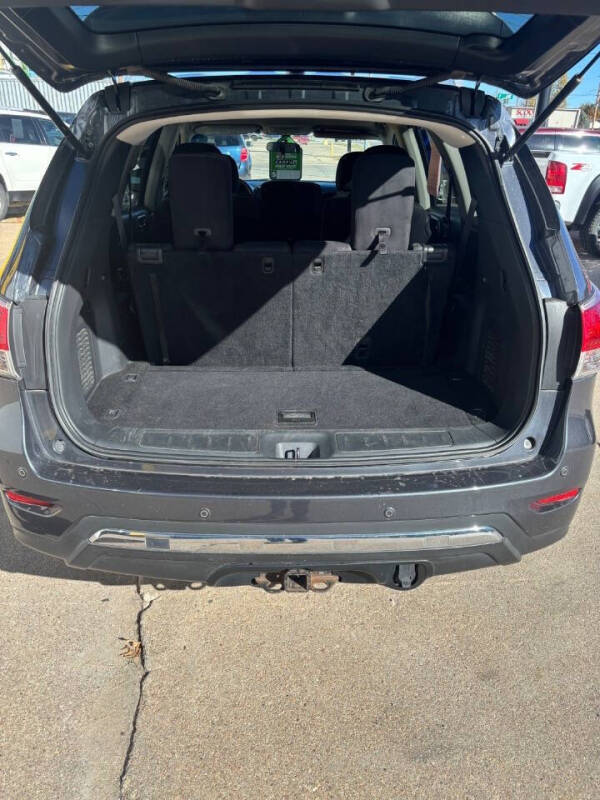 2014 Nissan Pathfinder SV