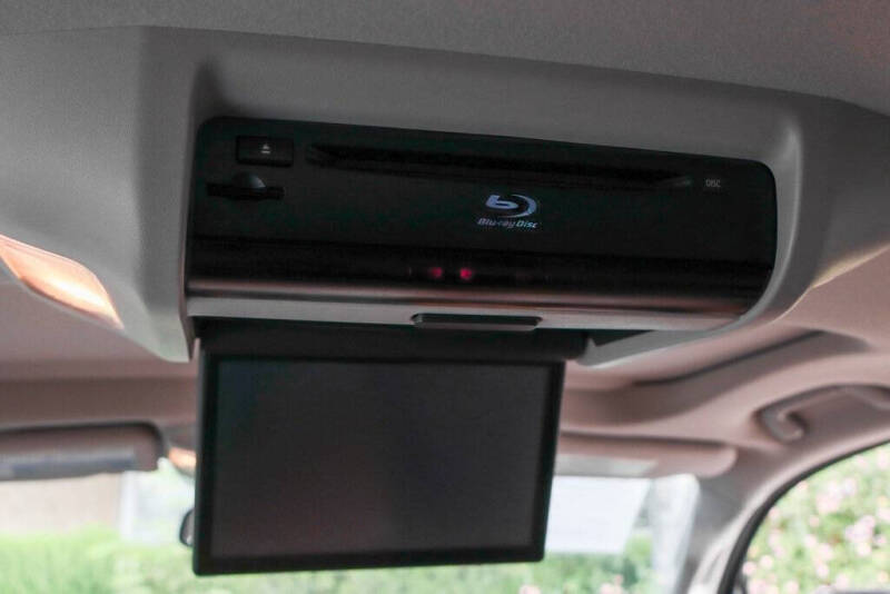 2021 Toyota Sequoia Platinum