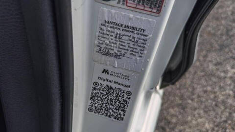 2024 Toyota Sienna LE 8-Passenger