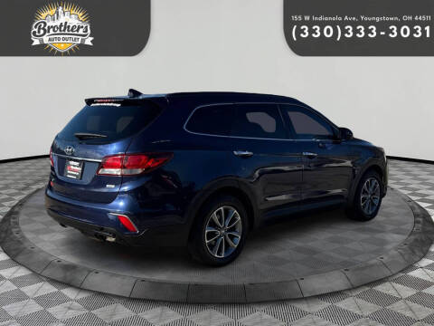 2017 Hyundai Santa Fe SE