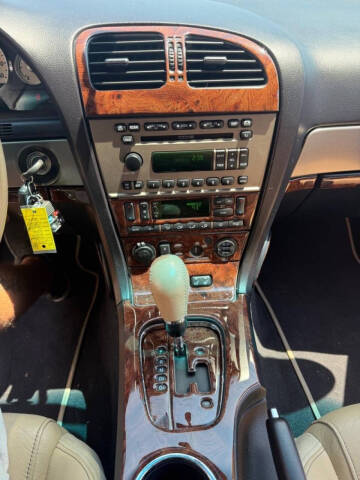 2005 Ford Thunderbird Deluxe