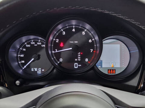 2023 Porsche Macan