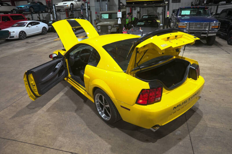 2004 Ford Mustang Mach 1 Premium