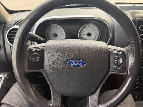 2009 Ford Explorer Sport Trac XLT