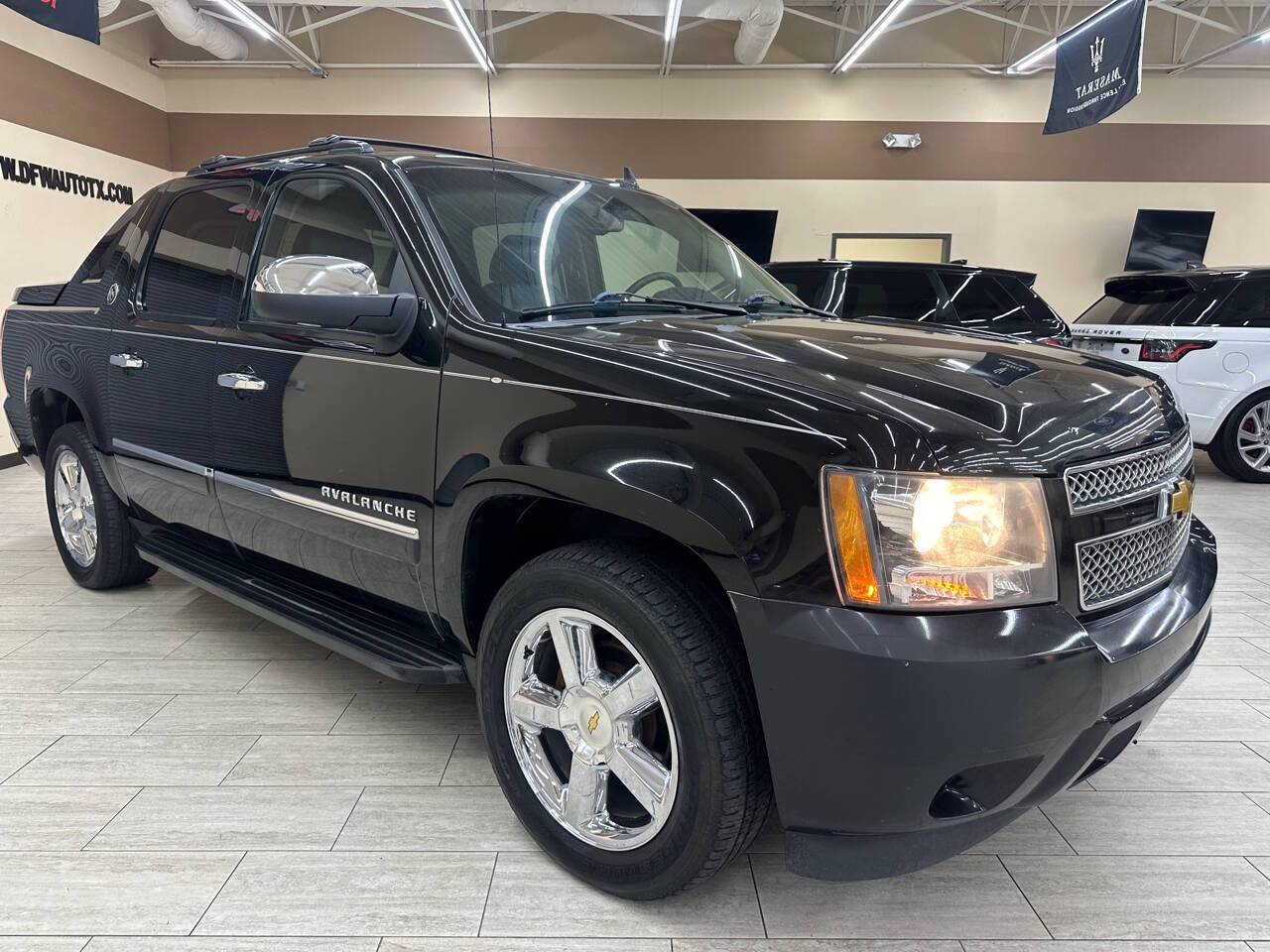 2013 Chevrolet Avalanche for sale at DFW Auto & Services Inc in Fort Worth, TX