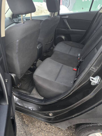 2011 Mazda MAZDA3 i Touring