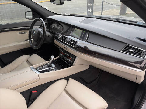 2012 BMW 5 Series 535i Gran Turismo