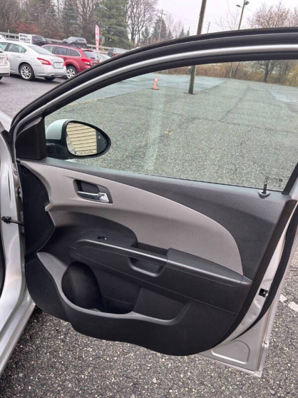 2015 Chevrolet Sonic LT Auto