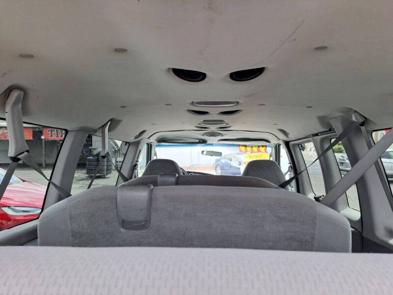 2008 Ford E-Series E-350 SD XLT