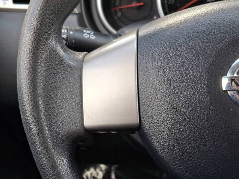 2012 Nissan Versa 1.8 S